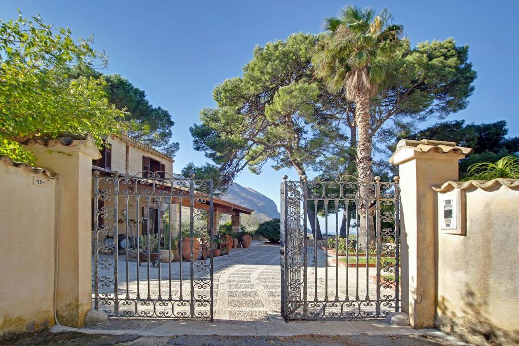 Bed and Breakfast Poggio Di Mare Castelluzzo Exteriér fotografie