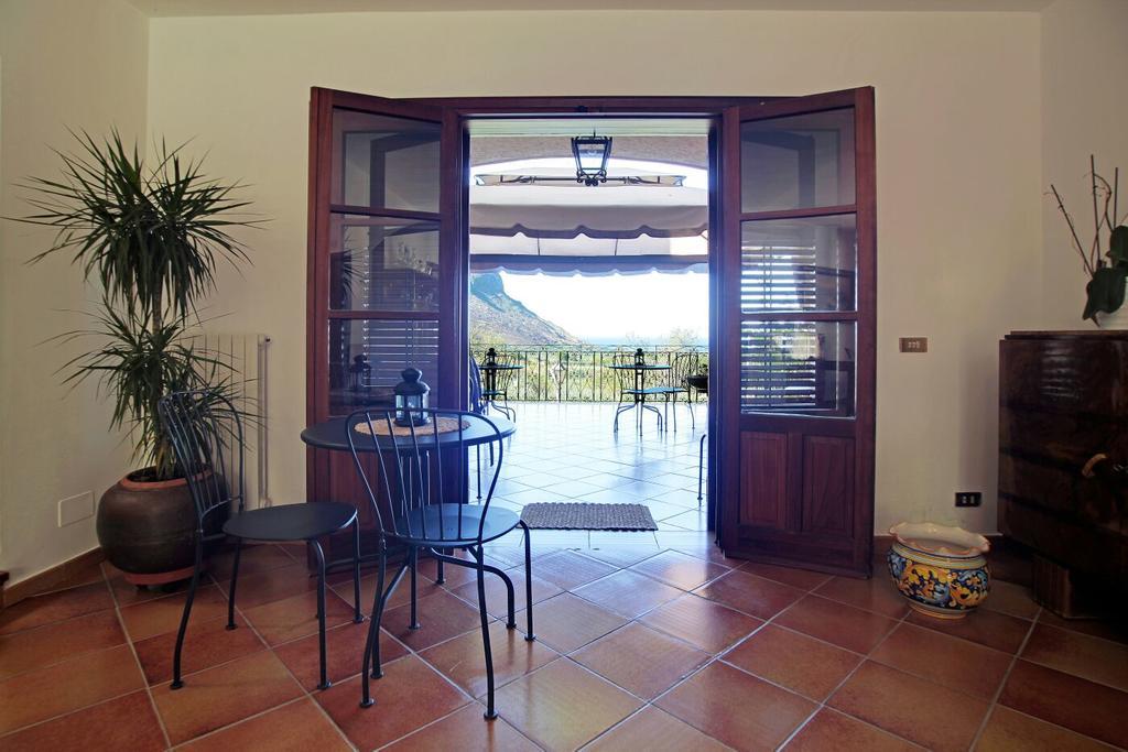 Bed and Breakfast Poggio Di Mare Castelluzzo Exteriér fotografie